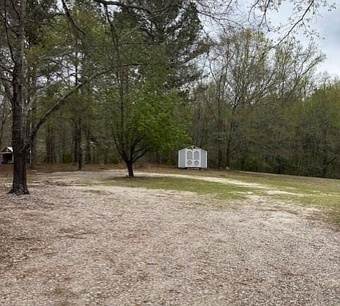 3rd image of 1216 Raxter Rd