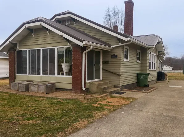 1013 N Main St, Sullivan, IN 47882