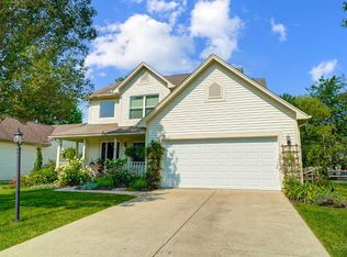 7761 Crystal Lake Ln, Maineville, OH