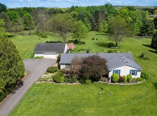 9672 Daisy Ln, Dexter, MI 48130