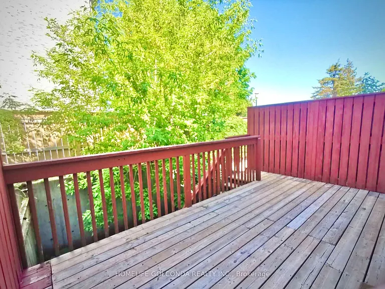 380 Riddell Ct — Photo 15