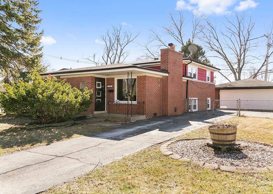 1st image of 124 Judith Ln
