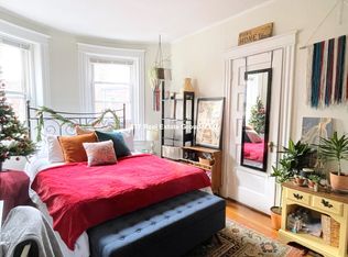 208 Winthrop Rd, Brookline, MA 02445