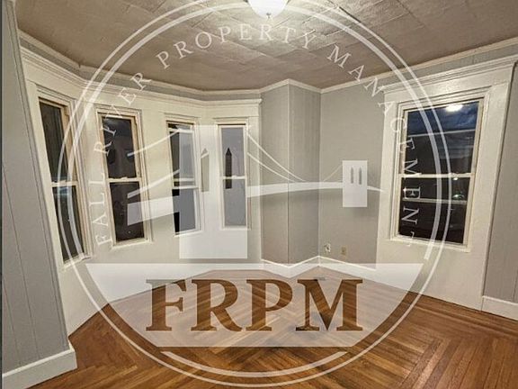 3rd image of 85 Morgan St #2