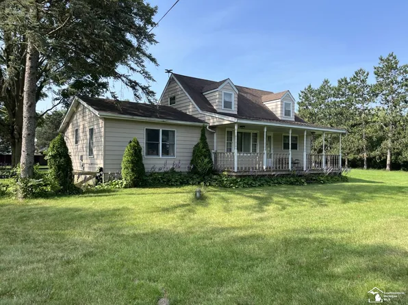 5509 Consear Rd, Ottawa Lake, MI 49267