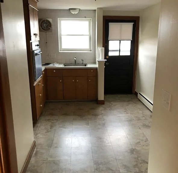 1122 Main St #D — Photo 4