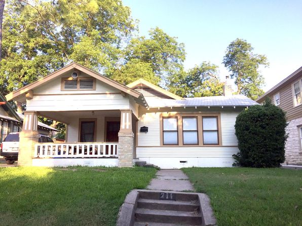 211 N Winnetka Ave