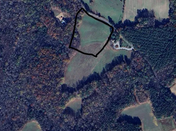 742AC White Meadow Rd, Boykins, VA 23827