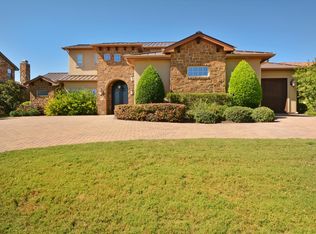 2504 University Club Dr, Austin, TX 78732
