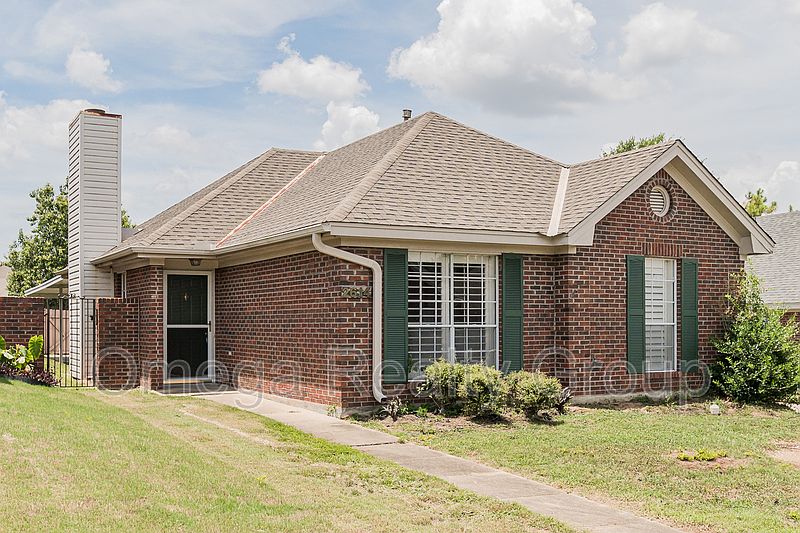 1st image of 2614 Queens Hollow Ct