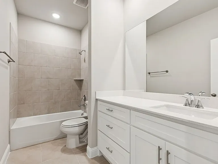 704 Santa Lucia Dr — Photo 9