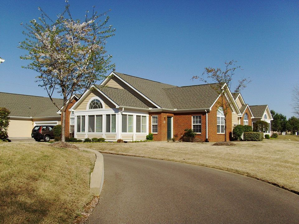 1st image of 1094 Oak Heights Ln