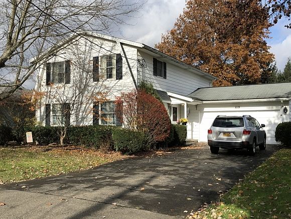 1st image of 619 W Main St