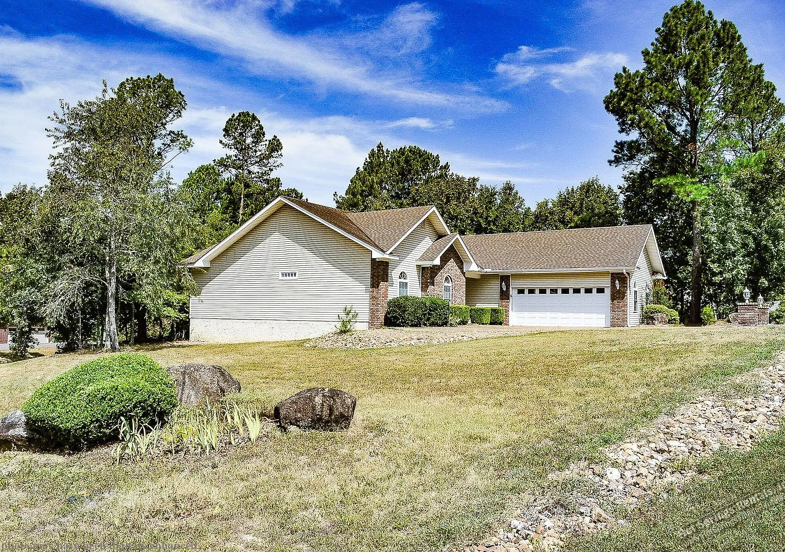 East Gate Area | Home| Unfurnished — Photo 3