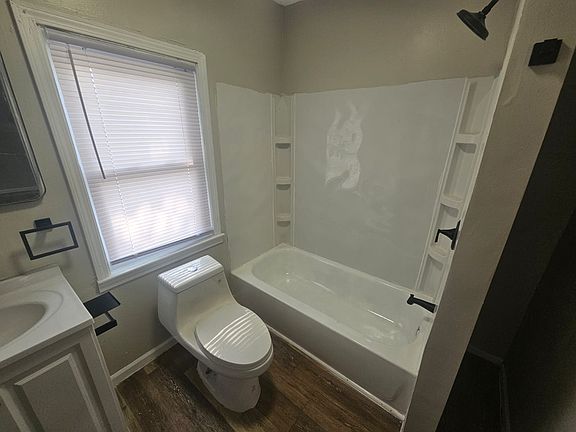 5th image of 7310 Camden Ave #Up