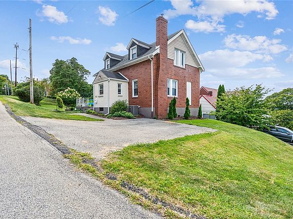 3rd image of 6873 Sylvan Ave