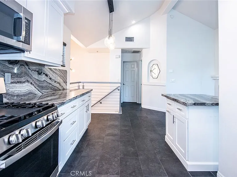 8585 Moody St — Photo 14