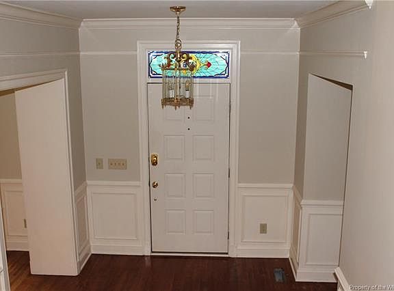 3rd image of 176 Alwoodley