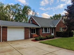 3773 Sowles Rd, Hamburg, NY 14075