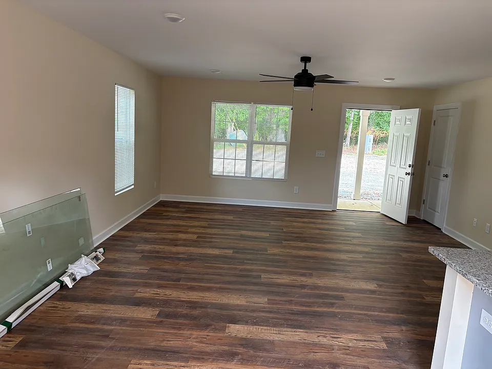 1540 Darien Blvd