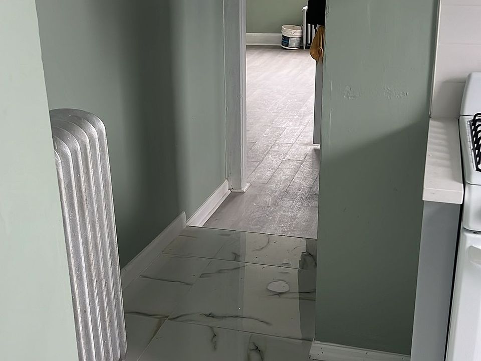 1st image of 274 S 8th St Floor 3