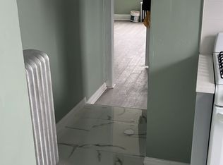 274 S 8th St FLOOR 3, Newark, NJ 07103