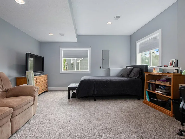 7938 Bowers Harbor Ave — Photo 27