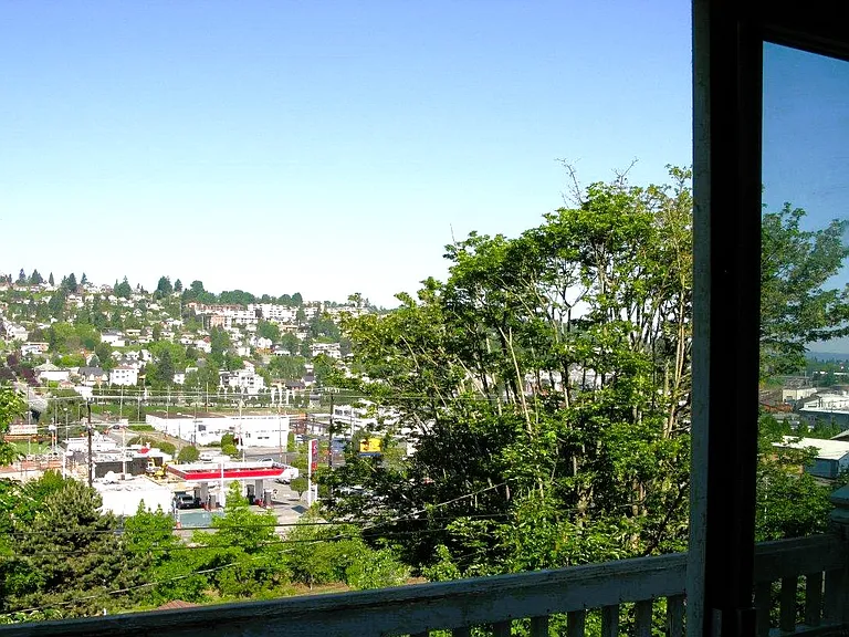 3041 14th Ave W — Photo 34