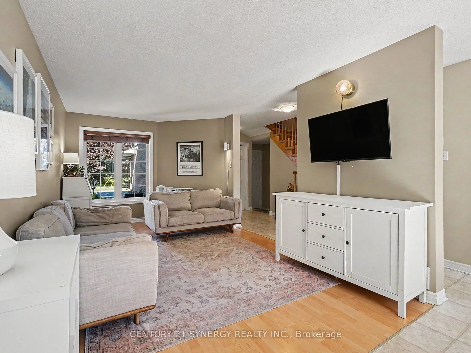 3 bed, $2,400 — Photo 4