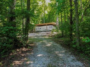 618 Commissioners Creek Rd, Otto, NC 28763