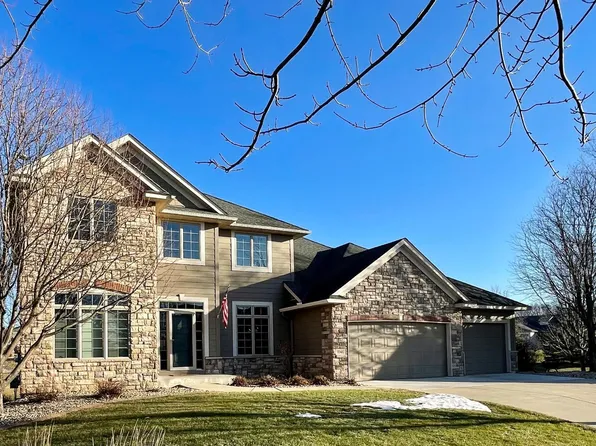 1046 Maplebeck Pl NE, Byron, MN 55920