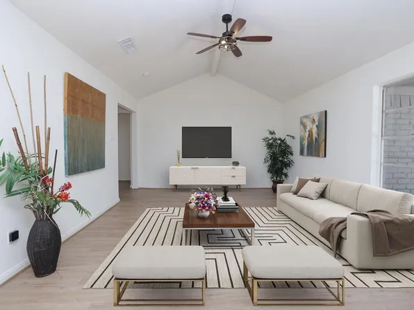 503 Allison St, Conroe, TX 77303