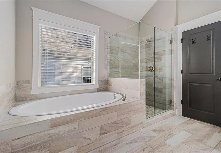 519 Holcomb Bridge Rd — Photo 16
