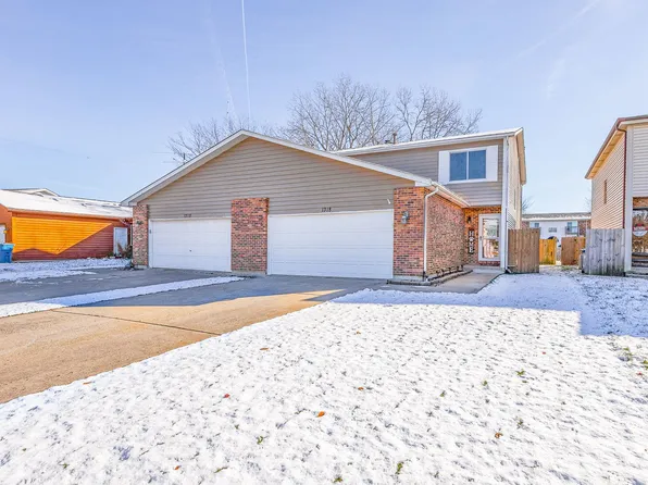 1318 Post Oak Ct, Crest Hill, IL 60403