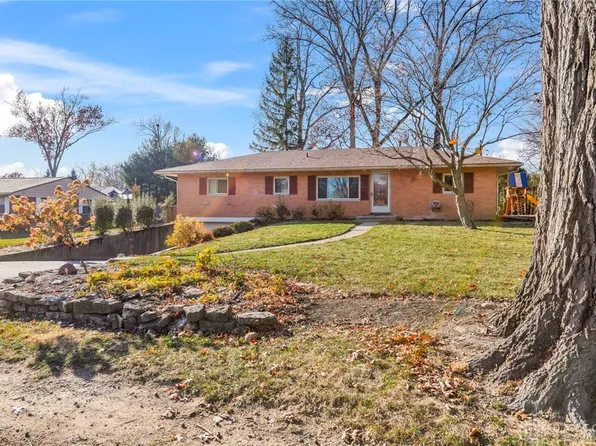 4925 Poppa Dr, Dayton, OH 45424