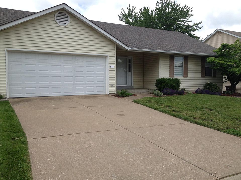 front of house _ family friendly neighborhood