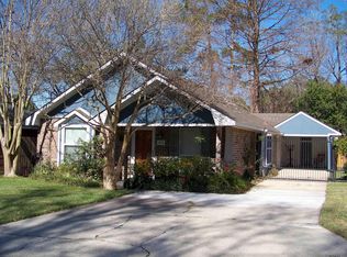 8525 Barnett Dr, Baton Rouge, LA 70809