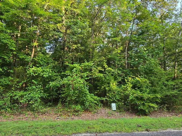 6108 Eds Rd, Mineral, VA 23117