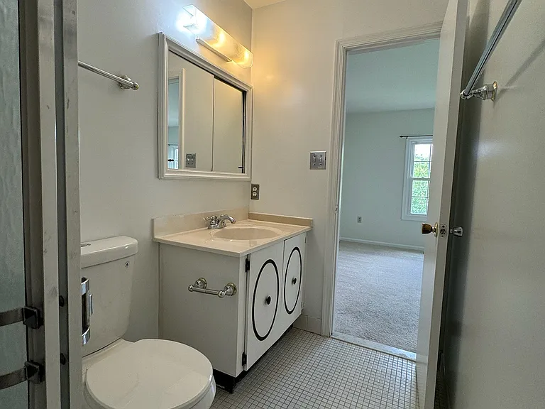 7470 Westlake Ter #14 — Photo 32