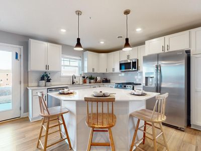 23260 Amber Dr, Rogers, MN, 55374