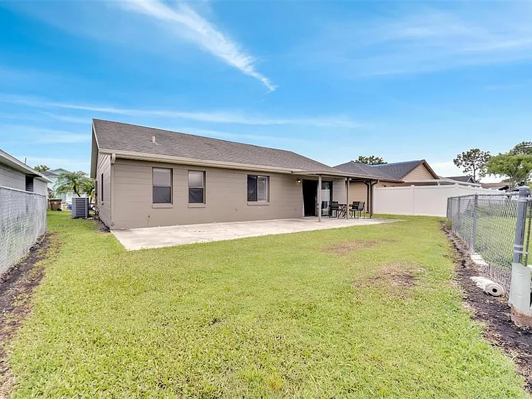 153 Sandalwood Dr — Photo 22