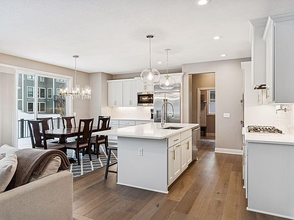 4th image of 5855 Zanzibar Ln N