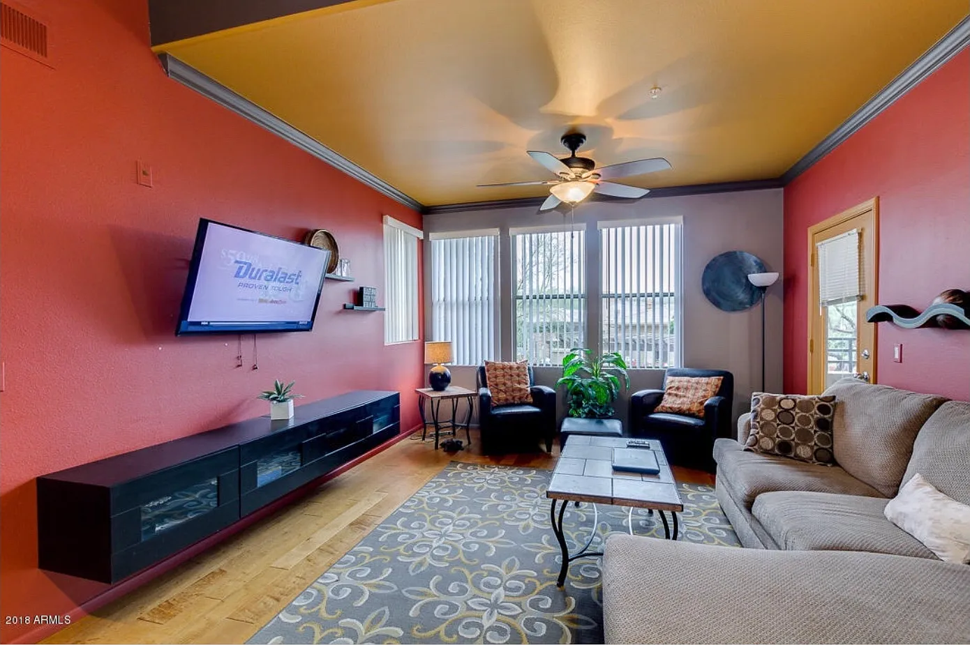 2 bed, 1.5 bath, 1121 sqft, $2,250 — Photo 1