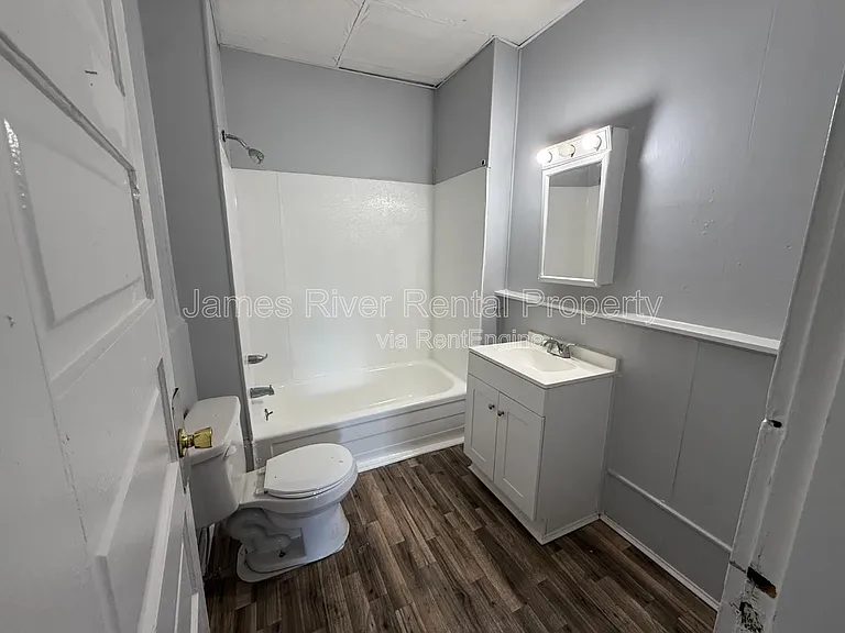 2107 Park Ave #4 — Photo 5