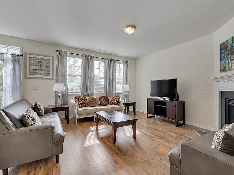 3495 Mackinac Island Ln — Photo 22