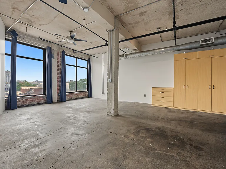 95 Forsyth St NW #4B — Photo 16