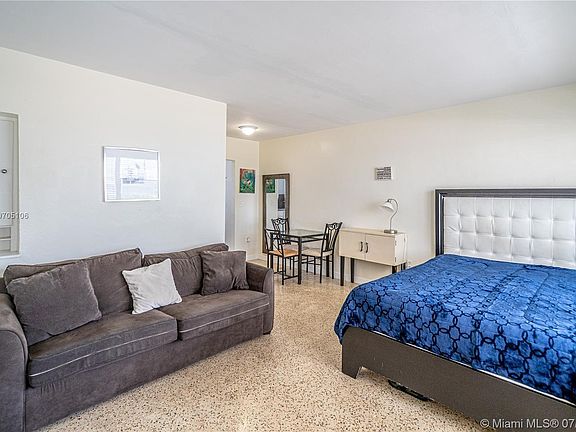 3rd image of 7746 Carlyle Ave APT 3