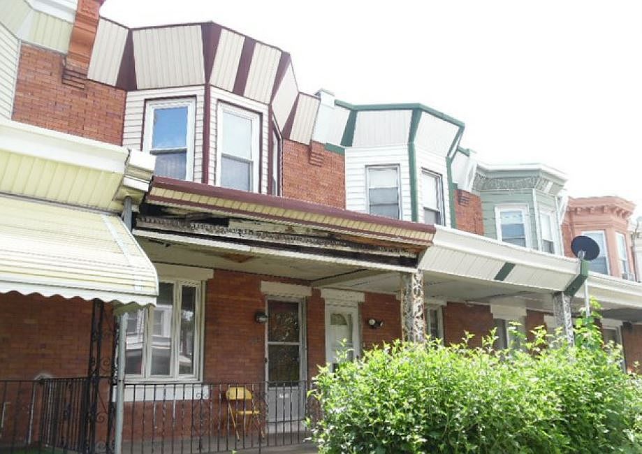 2nd image of 138 N Lindenwood St