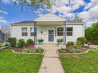 W165N8436 Lavergne Ave, Menomonee Falls, WI 53051