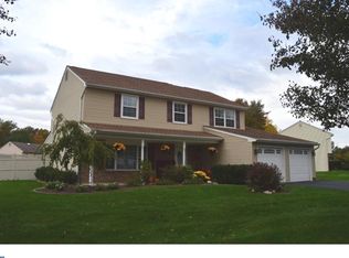1492 Scarlet Oak Rd, Yardley, PA 19067